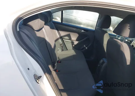 2013 Volkswagen Jetta S z USA, uszkodzony, nr VIN 3VW2K7AJ4DM257780